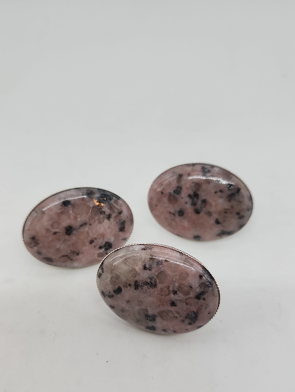 GASOLINE GLAMOUR COCKTAIL RING KIWI RUBY JASPER - Picture 6 of 6
